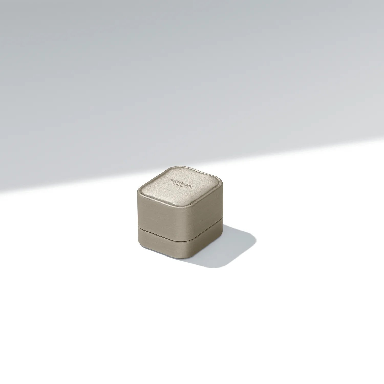 Sif Jakobs Jewellery | The Tiara Ring (14k White Gold & Lab-Grown Diamonds) - Image 3